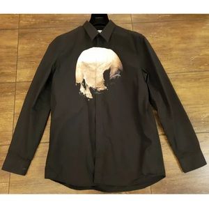 Givenchy shirt ($750) size 41 / (M/M+)
